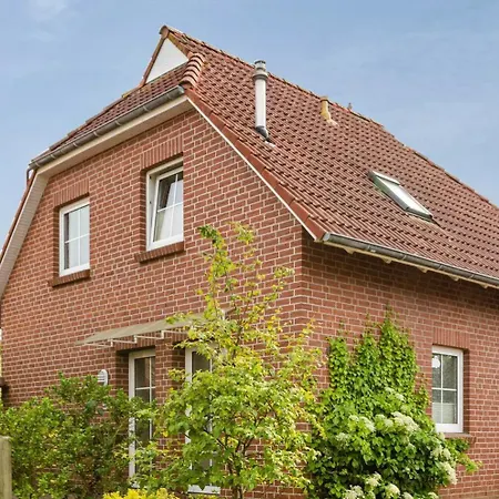 Luise Knuttweg 6 *